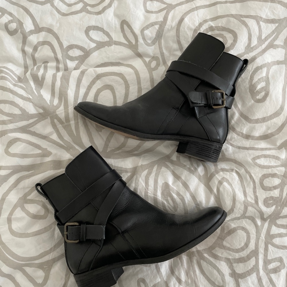 See by Chloe black leather boots 38